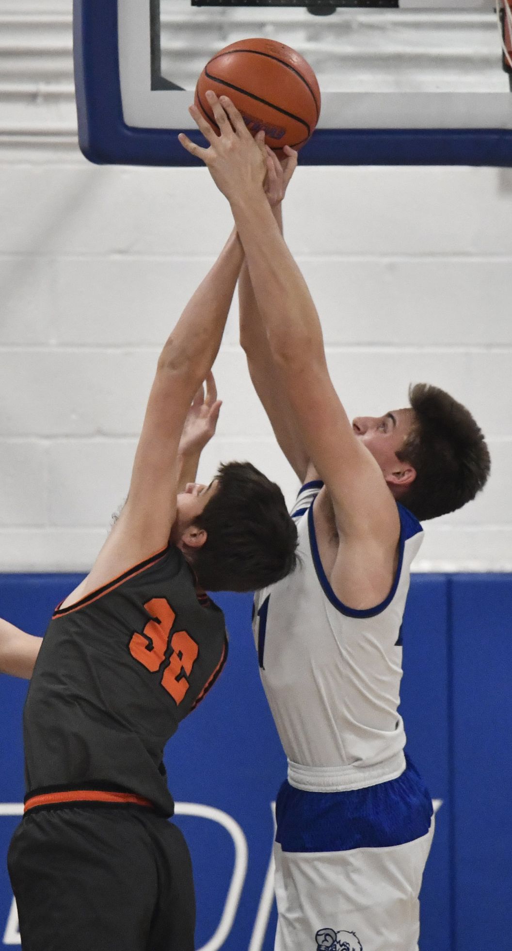 Freeburg 51, Wesclin 37